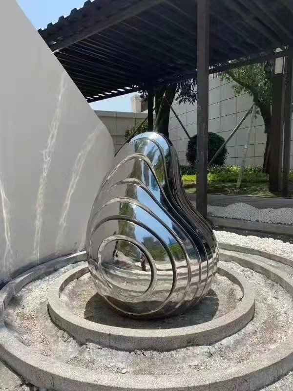 Stainless steel fountain sculpture