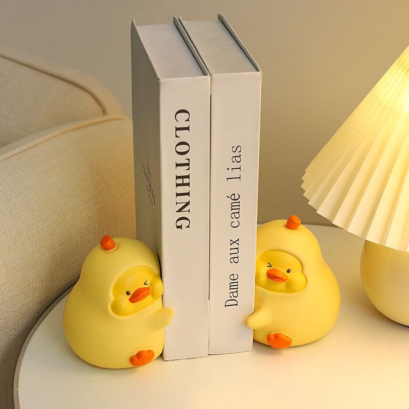 book reading sculpture
