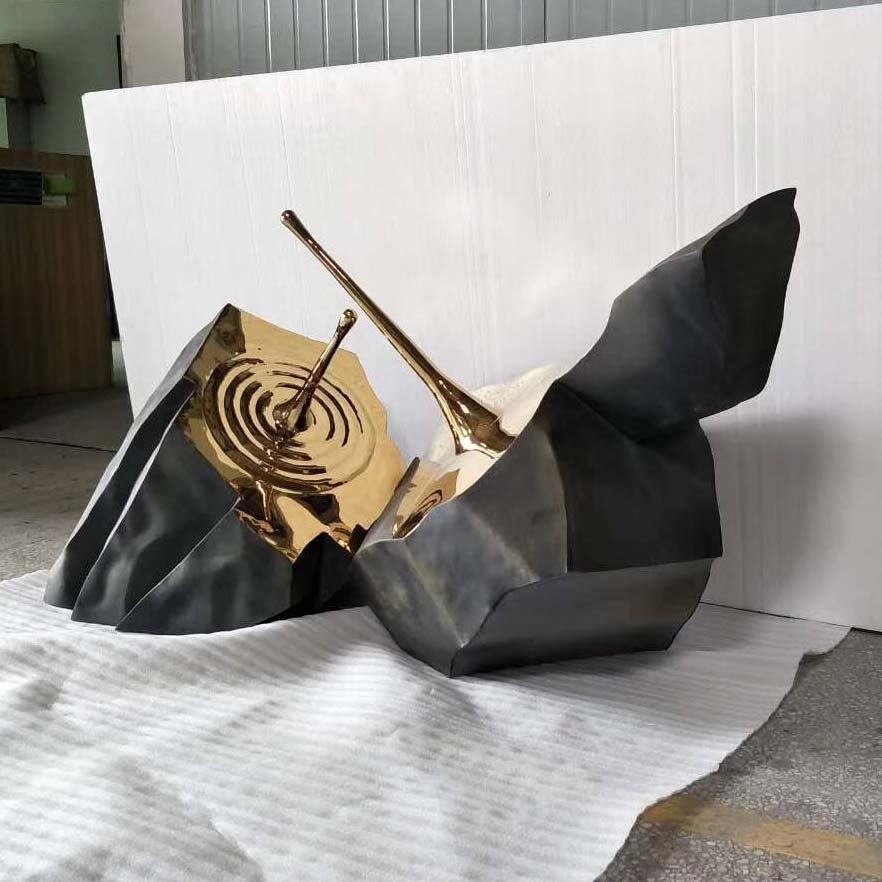 luxury sculpture